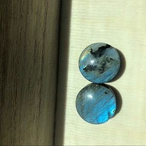 SOLD Labradorite plugs 3/4